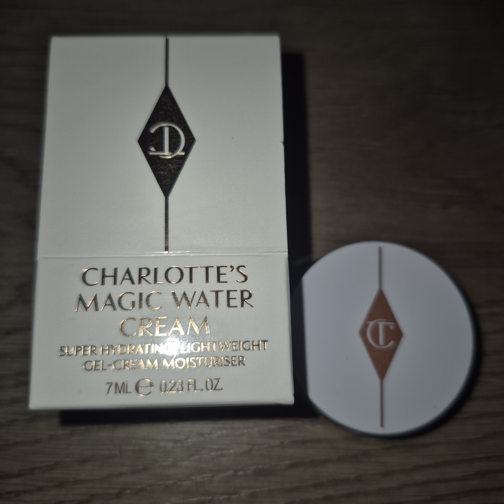 Charlotte Tilbury Magic Water Cream Mini